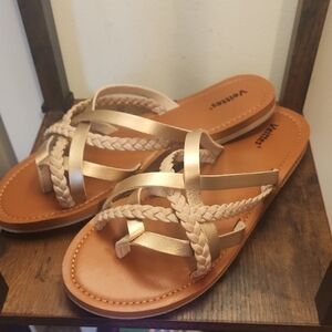 Veittes Sandals